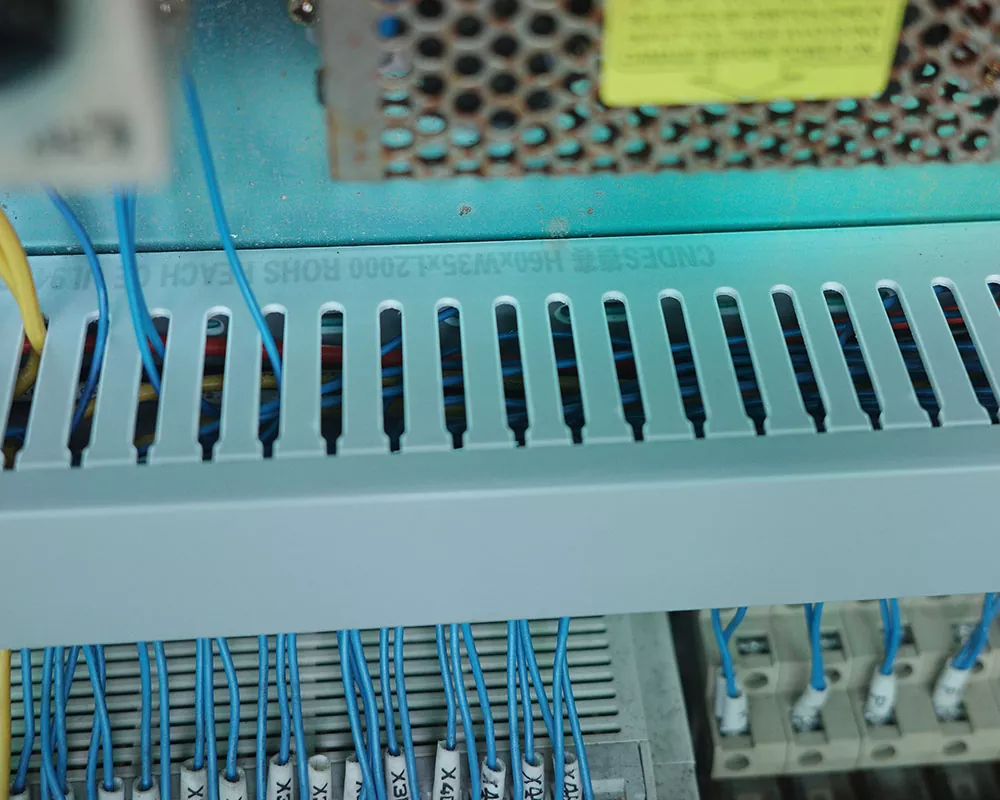 Quae sunt exempla communia et specificationes PVC aquaeductus plasticae?